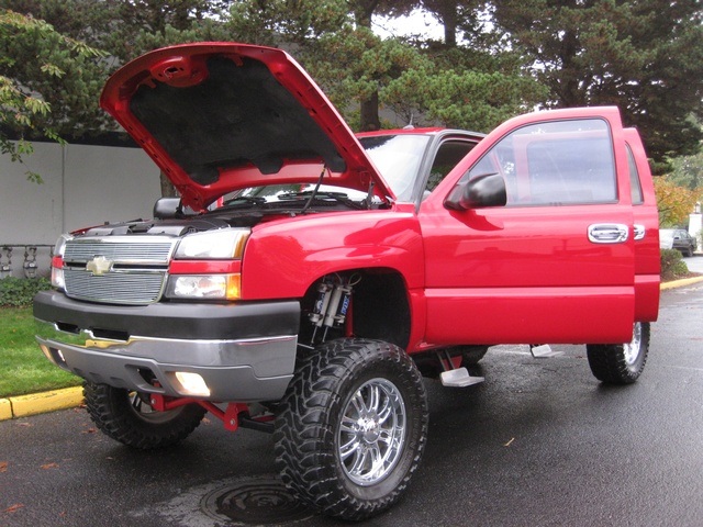 2005 Chevrolet Silverado 2500 LT/ 4WD/ Duramax Diesel/LIFTED / 76k miles   - Photo 8 - Portland, OR 97217