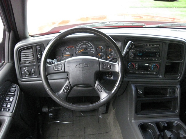 2005 Chevrolet Silverado 2500 LT/ 4WD/ Duramax Diesel/LIFTED / 76k miles   - Photo 29 - Portland, OR 97217