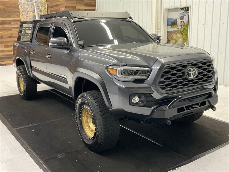 2021 Toyota Tacoma TRD Off-Road 4x4 / 1-Owner / LIFTED  LIFTED  / LOTS OF UPGRADES / CRAWL CONTROL / LOCAL OREGON TRUCK / 29,000 MILES - Photo 2 - Gladstone, OR 97027