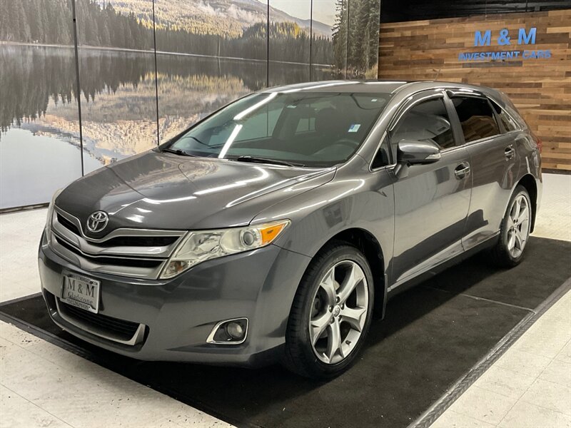 2013 Toyota Venza LE Wagon / 3.5L V6 / NEW TIRES/ 94,000 MILES  / Power Lift Tail Gate / BRAND NEW TIRES/ Excel Cond ! - Photo 1 - Gladstone, OR 97027