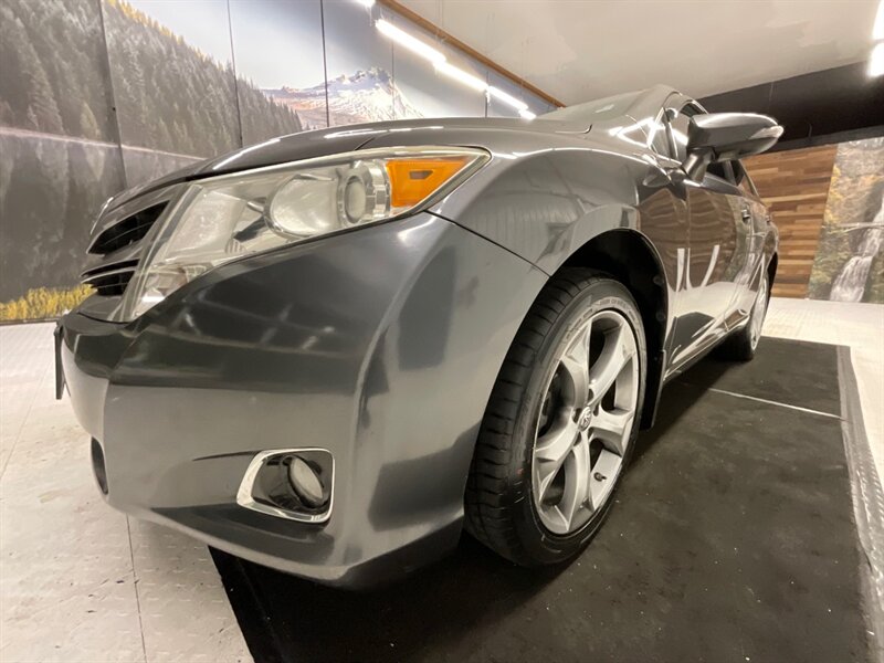 2013 Toyota Venza LE Wagon / 3.5L V6 / NEW TIRES/ 94,000 MILES  / Power Lift Tail Gate / BRAND NEW TIRES/ Excel Cond ! - Photo 27 - Gladstone, OR 97027