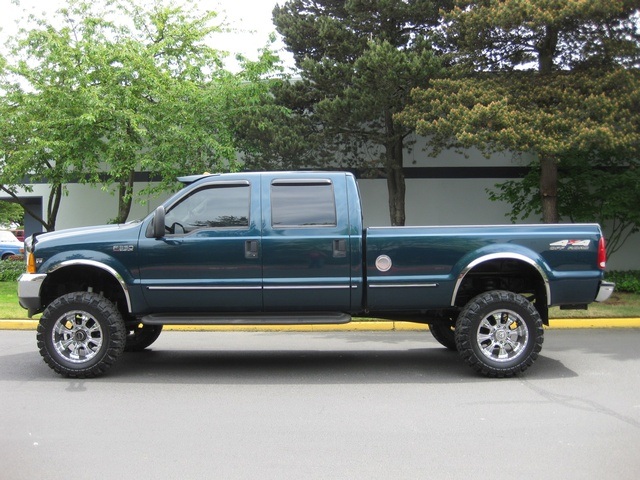 1999 Ford F-350 Lariat/4WD/7.3L Turbo Diesel/MONSTER LIFTED   - Photo 2 - Portland, OR 97217