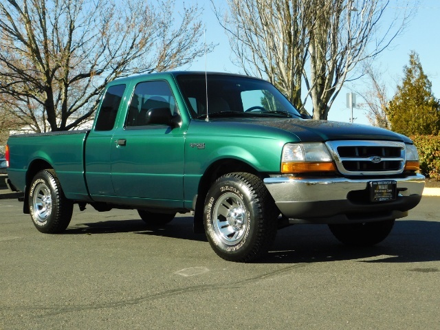 1999 Ford Ranger XLT Extended Cab 4-Door 2WD / V6 4.0L / LOW MILES   - Photo 2 - Portland, OR 97217