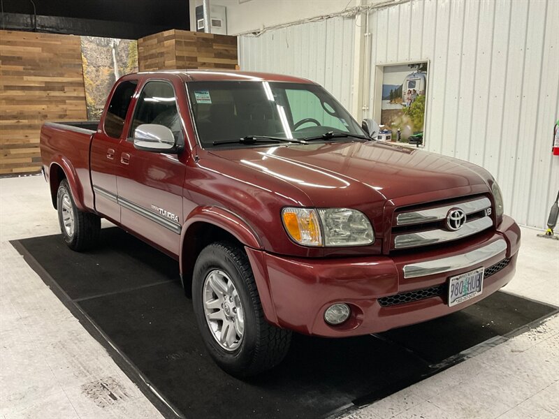 2004 Toyota Tundra SR5 4X4 / 4.7L V8 / FRESH TIMING BELT SERVICE DONE  / LOCAL TRUCK / RUST FREE / ONLY 137,000 MILES - Photo 2 - Gladstone, OR 97027