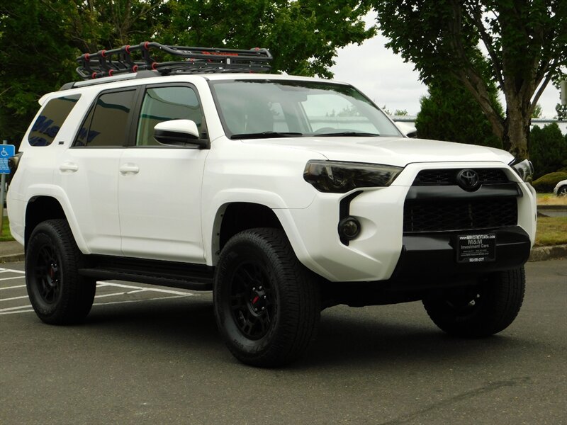 2019 Toyota 4Runner TRD CUSTOM UPGRADE / Leather / LIFTED LIFTED   - Photo 2 - Portland, OR 97217