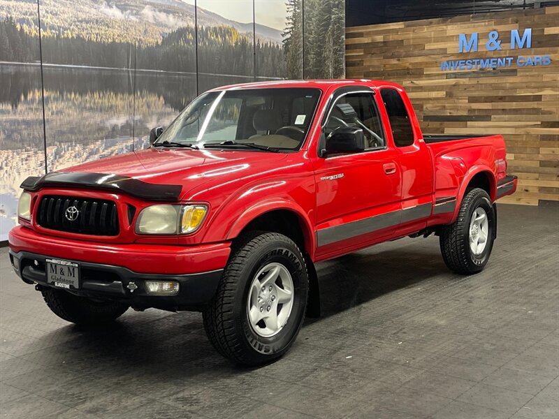 2001 Toyota Tacoma 2dr Xtracab 4x4 / 5-SPEED MANUAL / TRD OFF RD   - Photo 1 - Gladstone, OR 97027