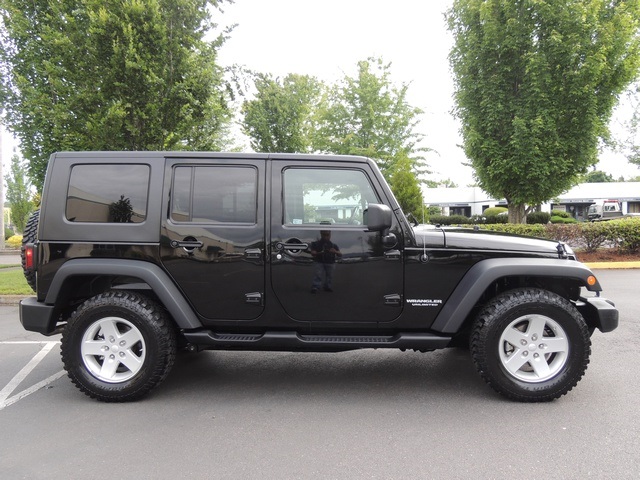 2008 Jeep Wrangler Unlimited X / 4X4 / Leather/ Hard Top / LIFTED   - Photo 4 - Portland, OR 97217