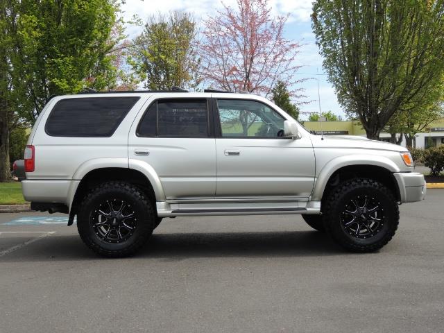 2000 Toyota 4Runner SPORT SR5 / 4X4 / Sunroof / LIFTED LIFTED   - Photo 4 - Portland, OR 97217