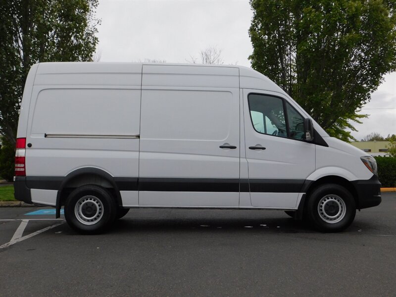 2017 Mercedes-Benz Sprinter 2500 Cargo Van V6 DIESEL / 144inc WB HIGH ROOF   - Photo 4 - Portland, OR 97217