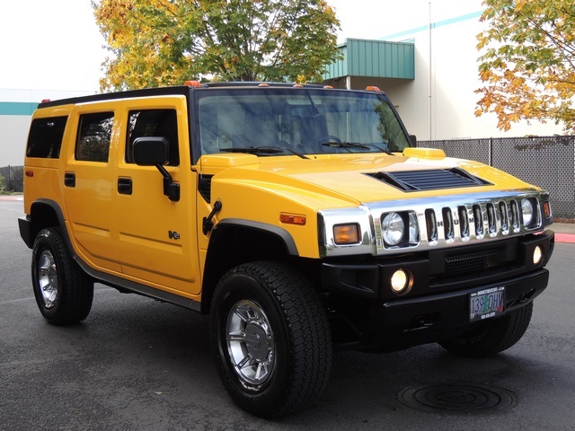 2004 Hummer H2 4X4 / 3rd Seat / Rear DVD / Moon Roof / New Tires   - Photo 2 - Portland, OR 97217