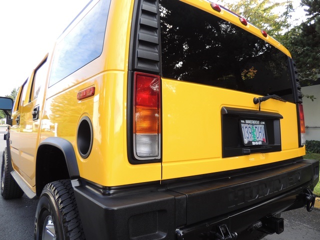 2004 Hummer H2 4X4 / 3rd Seat / Rear DVD / Moon Roof / New Tires   - Photo 48 - Portland, OR 97217