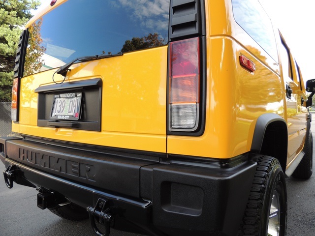 2004 Hummer H2 4X4 / 3rd Seat / Rear DVD / Moon Roof / New Tires   - Photo 47 - Portland, OR 97217