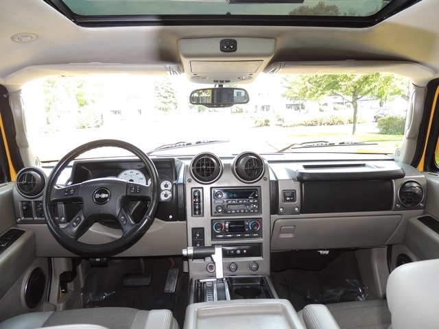 2004 Hummer H2 4X4 / 3rd Seat / Rear DVD / Moon Roof / New Tires   - Photo 31 - Portland, OR 97217