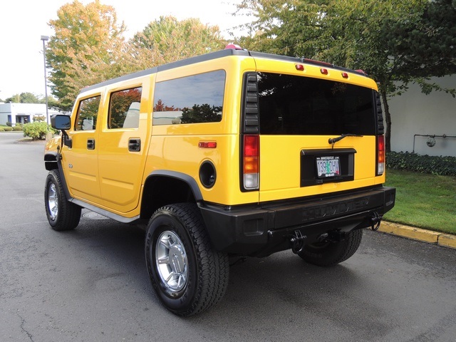 2004 Hummer H2 4X4 / 3rd Seat / Rear DVD / Moon Roof / New Tires   - Photo 13 - Portland, OR 97217