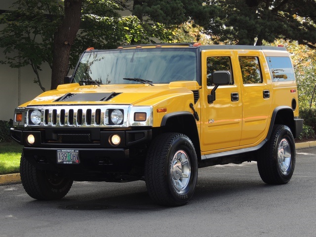 2004 Hummer H2 4X4 / 3rd Seat / Rear DVD / Moon Roof / New Tires   - Photo 12 - Portland, OR 97217