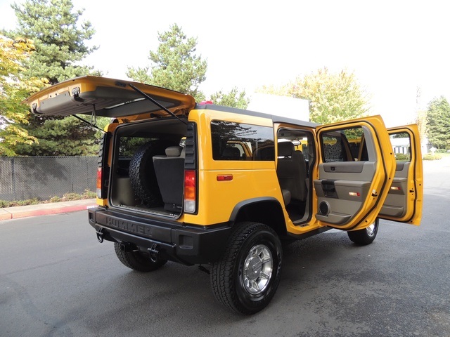 2004 Hummer H2 4X4 / 3rd Seat / Rear DVD / Moon Roof / New Tires   - Photo 19 - Portland, OR 97217