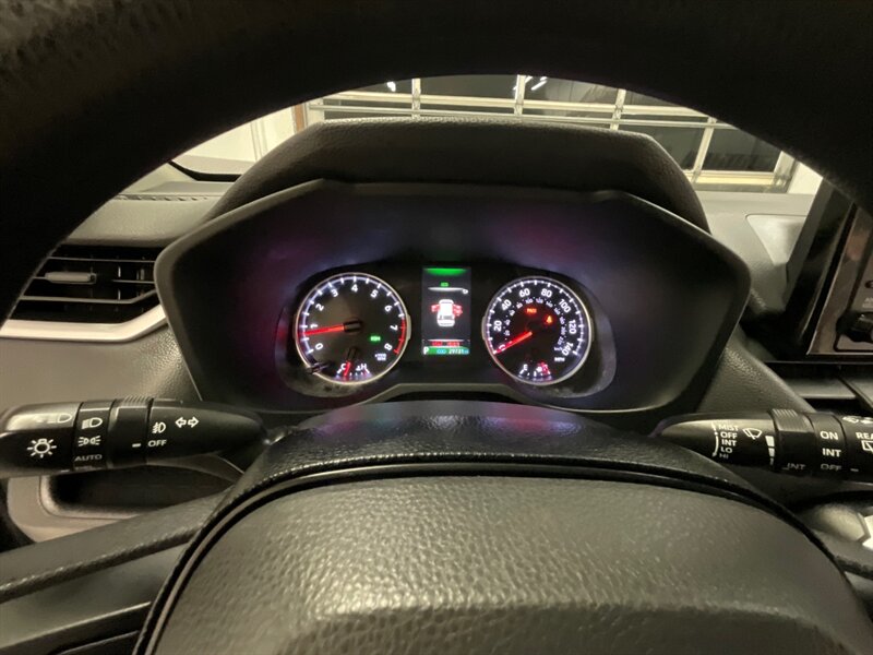 2019 Toyota RAV4 XLE Sport Utility /Sunroof / Camera  / 29,000 MILE  / LOCAL SUV / 4Cyl 2.5L / FWD / Excel Cond - Photo 45 - Gladstone, OR 97027