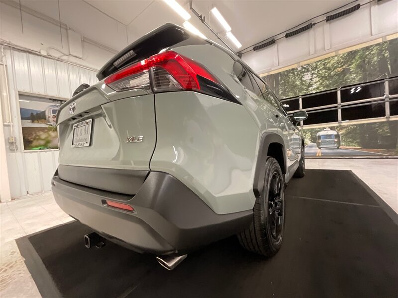 2019 Toyota RAV4 XLE Sport Utility /Sunroof / Camera  / 29,000 MILE  / LOCAL SUV / 4Cyl 2.5L / FWD / Excel Cond - Photo 10 - Gladstone, OR 97027