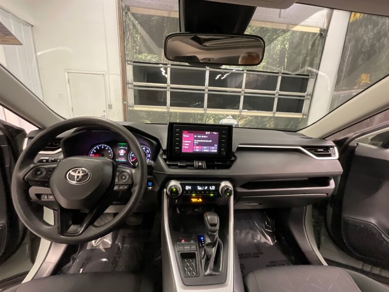 2019 Toyota RAV4 XLE Sport Utility /Sunroof / Camera  / 29,000 MILE  / LOCAL SUV / 4Cyl 2.5L / FWD / Excel Cond - Photo 36 - Gladstone, OR 97027