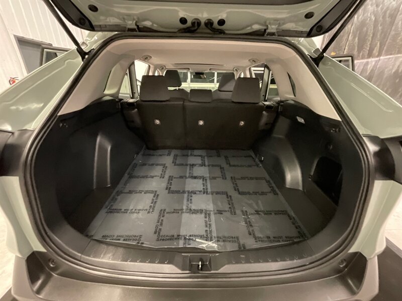 2019 Toyota RAV4 XLE Sport Utility /Sunroof / Camera  / 29,000 MILE  / LOCAL SUV / 4Cyl 2.5L / FWD / Excel Cond - Photo 22 - Gladstone, OR 97027