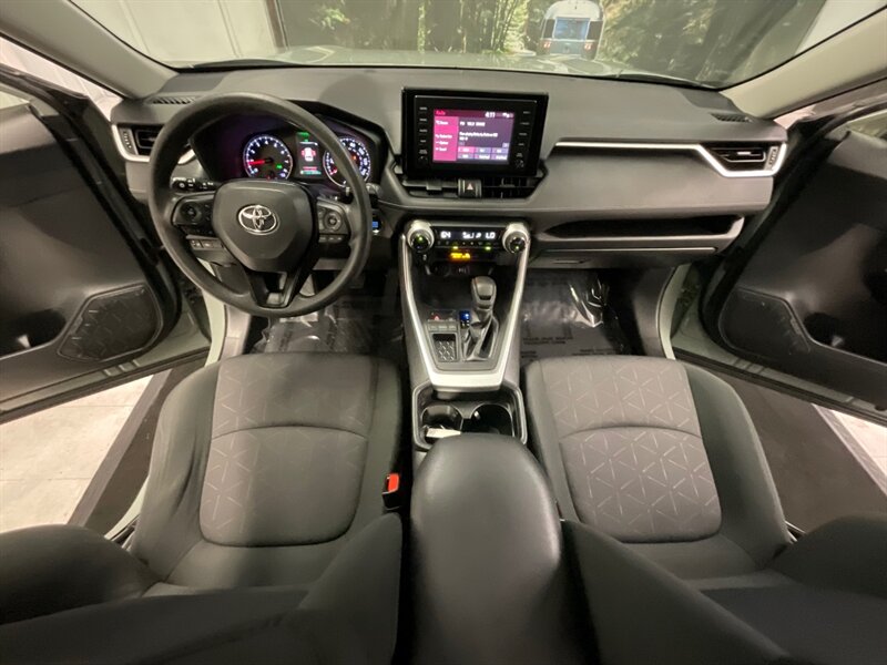 2019 Toyota RAV4 XLE Sport Utility /Sunroof / Camera  / 29,000 MILE  / LOCAL SUV / 4Cyl 2.5L / FWD / Excel Cond - Photo 34 - Gladstone, OR 97027