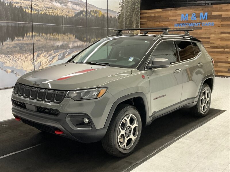 2022 Jeep Compass Trailhawk 4X4 / 2.4L 4Cyl / Camera / 7,000 MILES  / 1-OWNER LOCAL / Leather & Heated Seats / LIKE NEW - Photo 1 - Gladstone, OR 97027