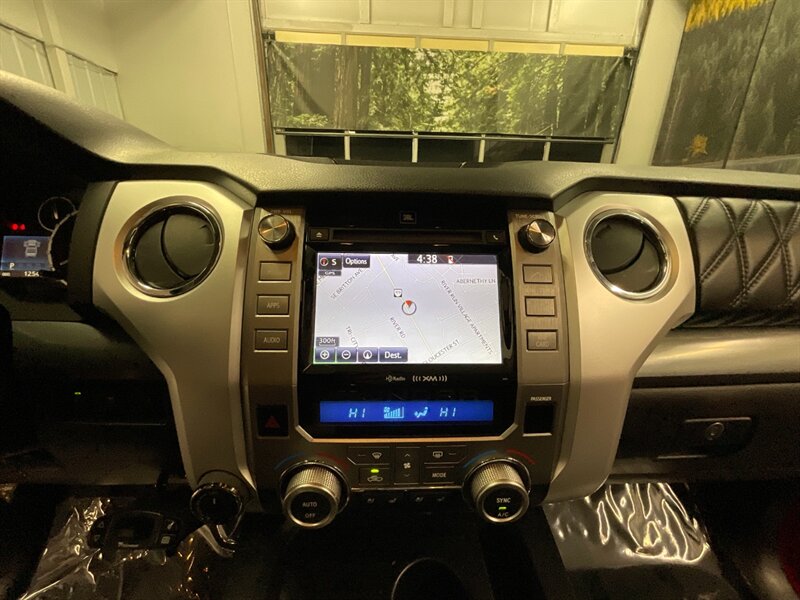 2014 Toyota Tundra Platinum Crew Cab 4X4 / 6 INC LIFT w/ NEW TIRES   - Photo 30 - Gladstone, OR 97027