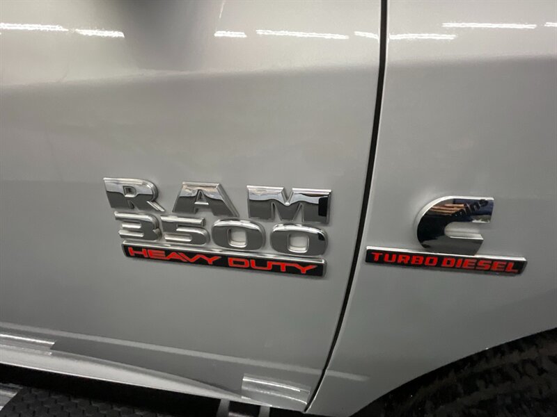 2018 RAM 3500 Crew Cab 4X4 / 6.7L DIESEL / DUALLY / AISIN TRANNY  1-OWNER / DUALLY / 6.7L CUMMINS DIESEL / Excel Cond - Photo 40 - Gladstone, OR 97027