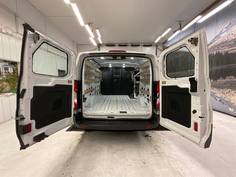 2018 Ford Transit Cargo Van 250 / 3.7L V6 / Backup Camera / 51K MILE / Cruise Control / Backup Cam / LOW ROOF - Photo 11 - Gladstone, OR 97027
