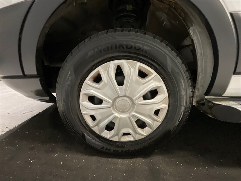2018 Ford Transit Cargo Van 250 / 3.7L V6 / Backup Camera / 51K MILE / Cruise Control / Backup Cam / LOW ROOF - Photo 23 - Gladstone, OR 97027