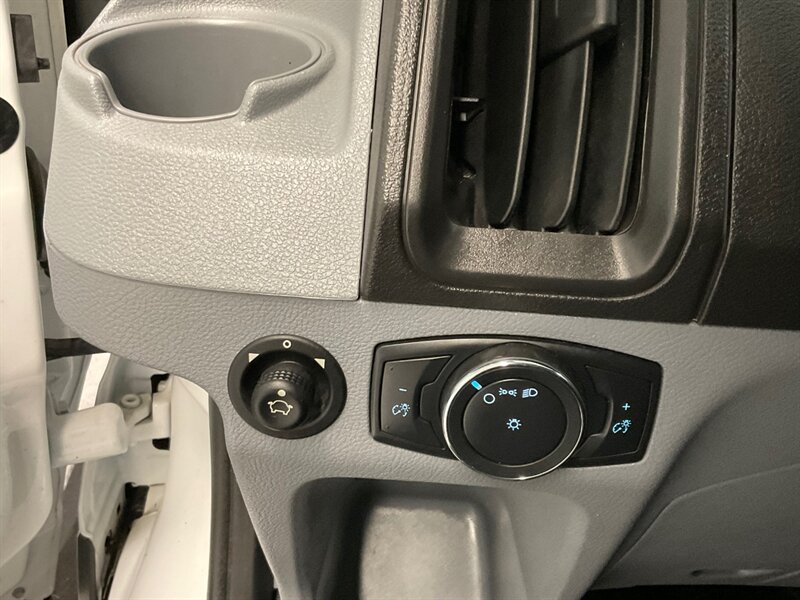 2018 Ford Transit Cargo Van 250 / 3.7L V6 / Backup Camera / 51K MILE / Cruise Control / Backup Cam / LOW ROOF - Photo 28 - Gladstone, OR 97027