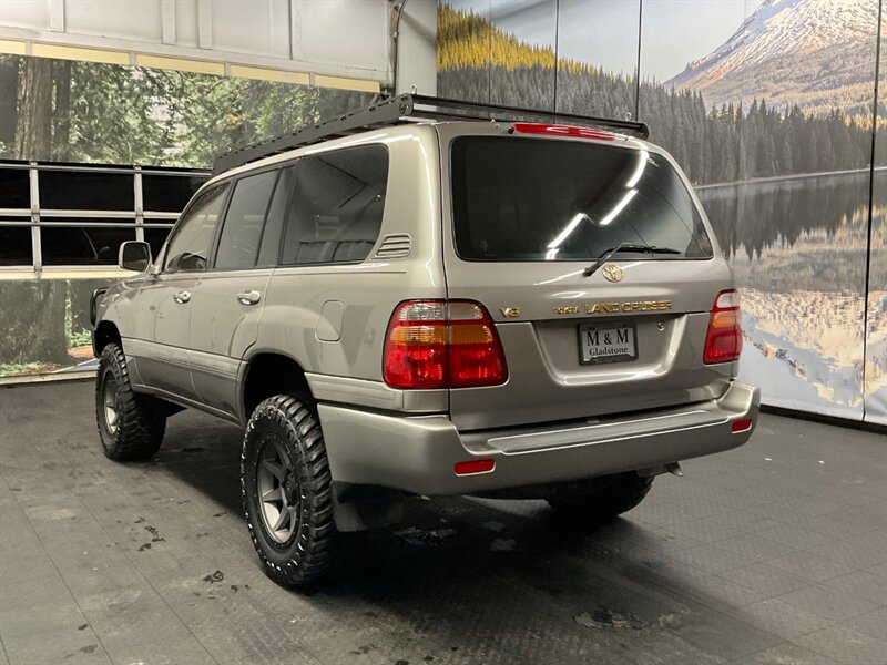 2001 Toyota Land Cruiser 4x4 /CUSTOM BUILT / NEW LIFT / ONLY 106,000 MILES  NEW ARB BUMPER / NEW LIFT KIT W/ NEW WHEELS & TIRES / LUGGAGE RACK / SHARP & CLEAN !! - Photo 10 - Gladstone, OR 97027