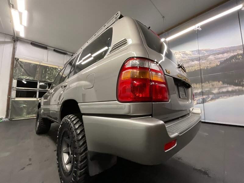 2001 Toyota Land Cruiser 4x4 /CUSTOM BUILT / NEW LIFT / ONLY 106,000 MILES  NEW ARB BUMPER / NEW LIFT KIT W/ NEW WHEELS & TIRES / LUGGAGE RACK / SHARP & CLEAN !! - Photo 7 - Gladstone, OR 97027