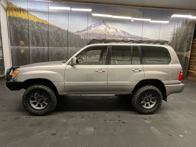 2001 Toyota Land Cruiser 4x4 /CUSTOM BUILT / NEW LIFT / ONLY 106,000 MILES  NEW ARB BUMPER / NEW LIFT KIT W/ NEW WHEELS & TIRES / LUGGAGE RACK / SHARP & CLEAN !! - Photo 3 - Gladstone, OR 97027