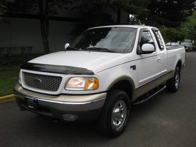 1999 Ford F-150 Lariat   - Photo 1 - Portland, OR 97217