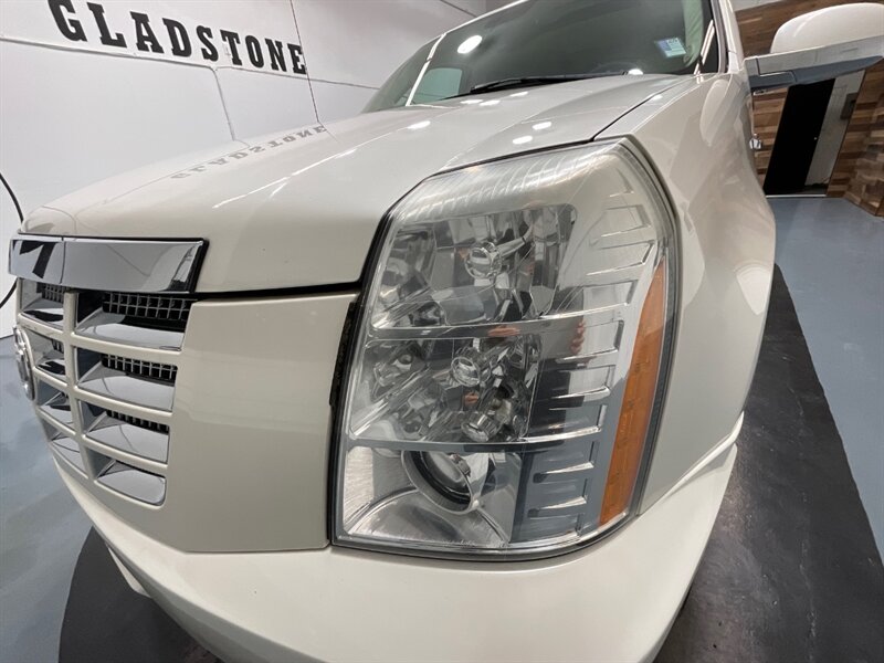 2007 Cadillac Escalade EXT Sport Utility Pickup AWD / 6.2L V8 / 111K MILE  / FULLY LOADED - Photo 26 - Gladstone, OR 97027