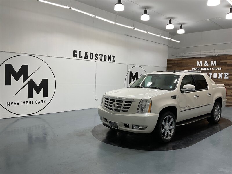2007 Cadillac Escalade EXT Sport Utility Pickup AWD / 6.2L V8 / 111K MILE  / FULLY LOADED - Photo 58 - Gladstone, OR 97027