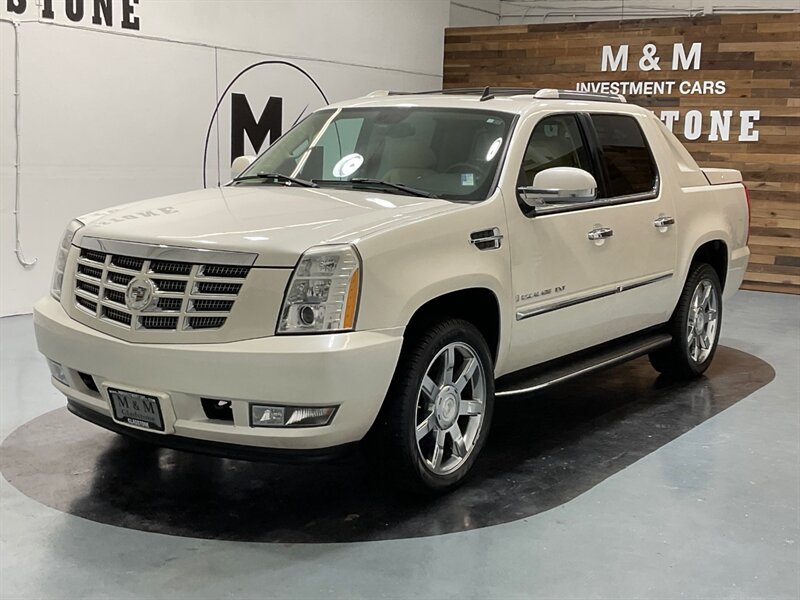 2007 Cadillac Escalade EXT Sport Utility Pickup AWD / 6.2L V8 / 111K MILE  / FULLY LOADED - Photo 56 - Gladstone, OR 97027
