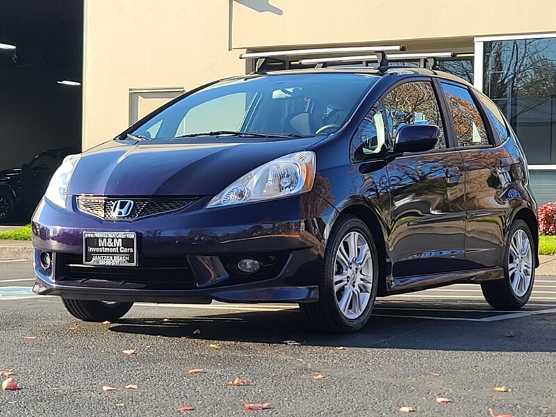 2009 Honda Fit Sport w/Navi  / Paddle Shifters / Local Car / Excellent Condition - Photo 1 - Portland, OR 97217