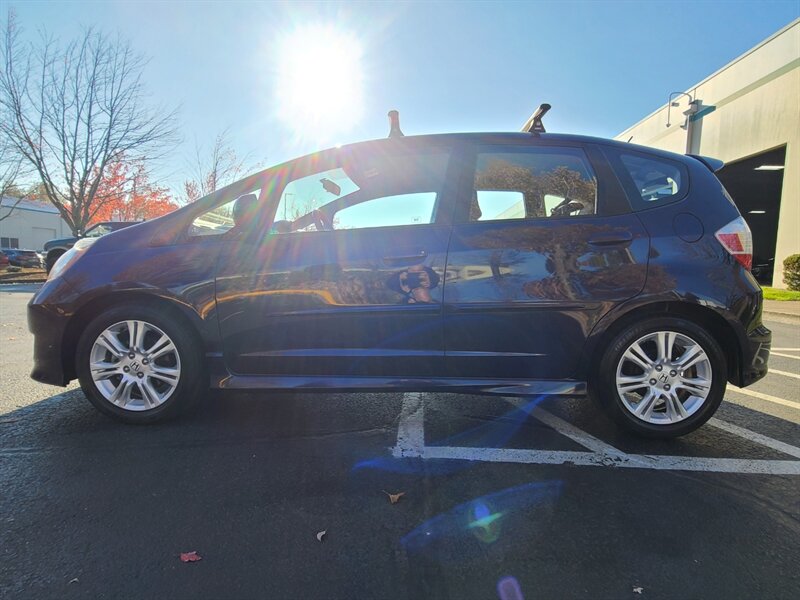2009 Honda Fit Sport w/Navi  / Paddle Shifters / Local Car / Excellent Condition - Photo 3 - Portland, OR 97217