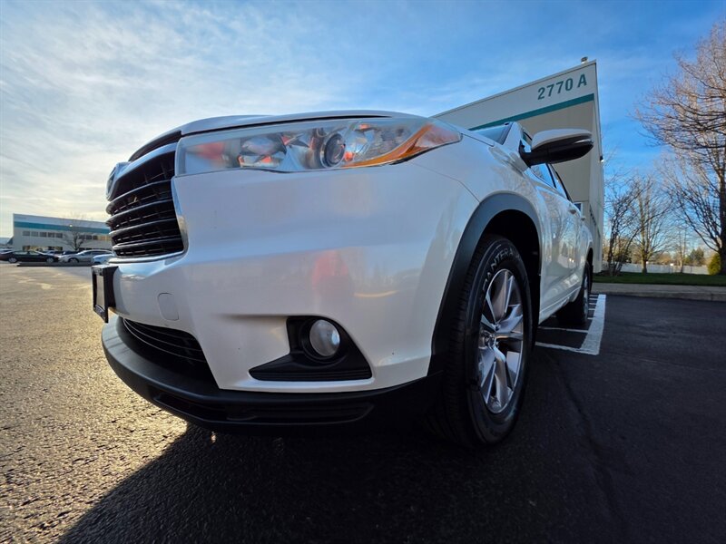 2014 Toyota Highlander XLE 4X4 SUN ROOF / LEATHER / NAVi / CAM / 7-SEATER / FULY LOADED / LOCAL CAR / ALL WHEEL DRIVE - Photo 9 - Portland, OR 97217