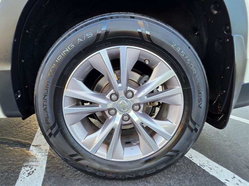 2014 Toyota Highlander XLE 4X4 SUN ROOF / LEATHER / NAVi / CAM / 7-SEATER / FULY LOADED / LOCAL CAR / ALL WHEEL DRIVE - Photo 54 - Portland, OR 97217