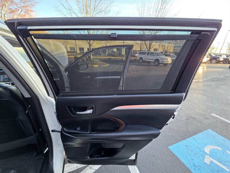 2014 Toyota Highlander XLE 4X4 SUN ROOF / LEATHER / NAVi / CAM / 7-SEATER / FULY LOADED / LOCAL CAR / ALL WHEEL DRIVE - Photo 52 - Portland, OR 97217