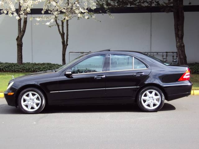 2003 Mercedes-Benz C240   - Photo 2 - Portland, OR 97217