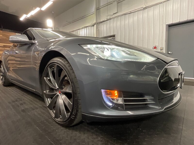 2013 Tesla Model S Sedan 60k WH / Leath   - Photo 10 - Gladstone, OR 97027