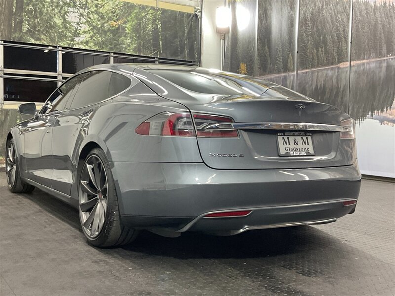 2013 Tesla Model S Sedan 60k WH / Leath   - Photo 7 - Gladstone, OR 97027