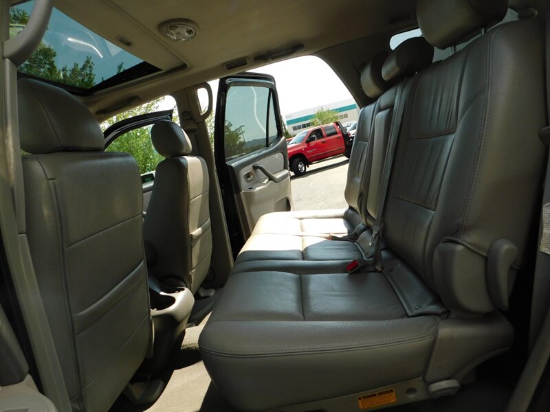 2007 Toyota Sequoia SR5 4WD 1-Owner 88,800Miles  HeatedLeatherMoonRoof   - Photo 14 - Portland, OR 97217