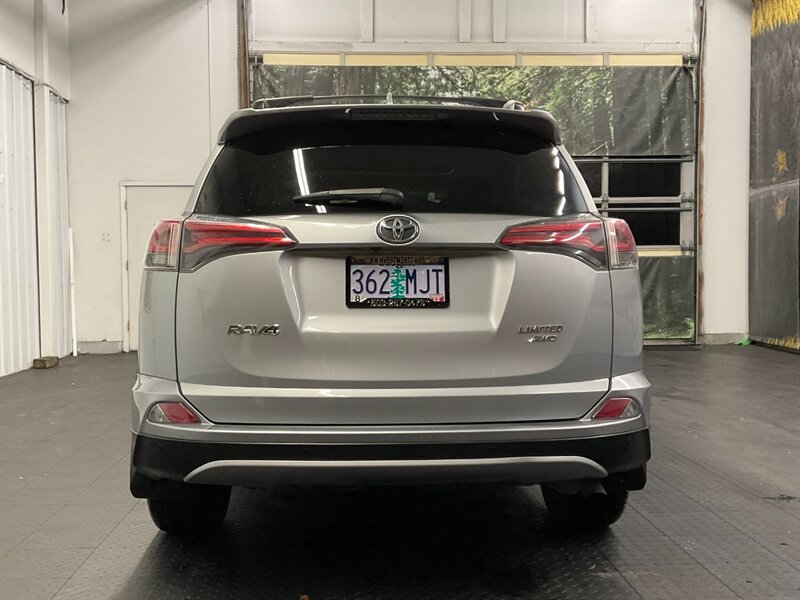 2017 Toyota RAV4 Limited Sport Utility AWD / 1-OWNER / 36,000 MILES  BRAND NEW TIRES / FULLY LOADED / SHARP & CLEAN !! - Photo 6 - Gladstone, OR 97027