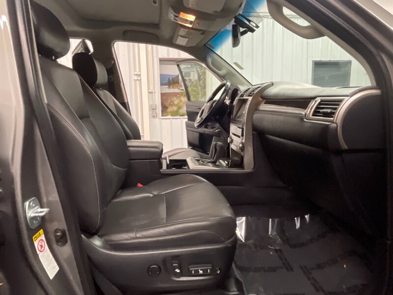 2014 Lexus GX 460 Sport Utility / AWD / 3RD SEAT / DVD / Camera   - Photo 21 - Gladstone, OR 97027
