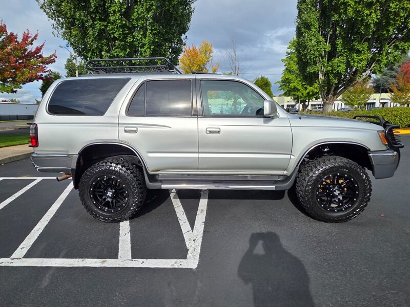 2001 Toyota 4Runner 4X4 V6 3.4L NEW TIMING BELT / DX4 RIMS / NEW LIFT  / SUN ROOF / in TOP SHAPE ! - Photo 4 - Portland, OR 97217